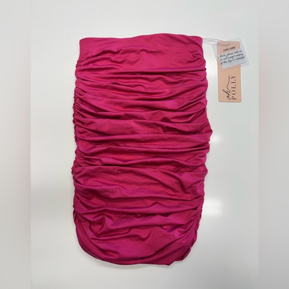 Oh Polly Dresses & Skirts - Oh Polly Hot Pink Mini skirt 0